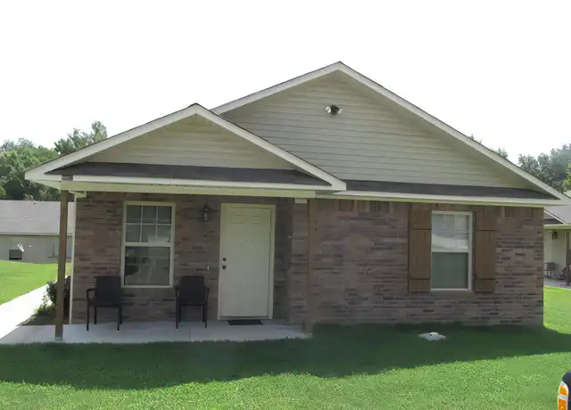 Property at 5420 Plum St Unit B, Fort Smith, AR, 72904, 2 beds, 1 bath, [object Object]