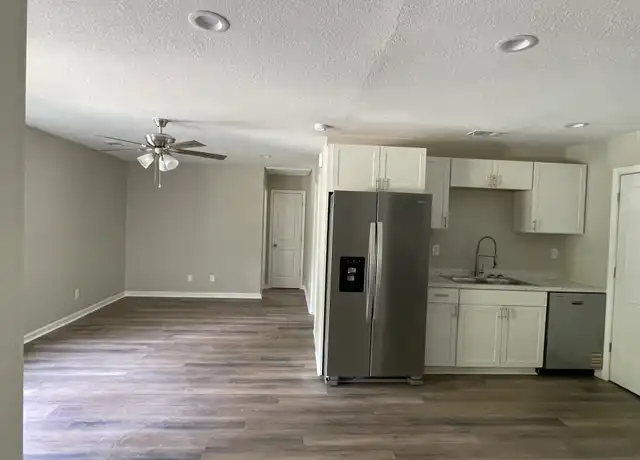 Property at 102 Dylan Dr, Glennville, GA, 30427, 3 beds, 1 bath, [object Object]