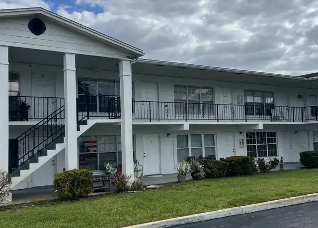 Property at 3751 S Hopkins Ave Unit B-9, Titusville, FL, 32780, 1 bed, 1 bath, [object Object]