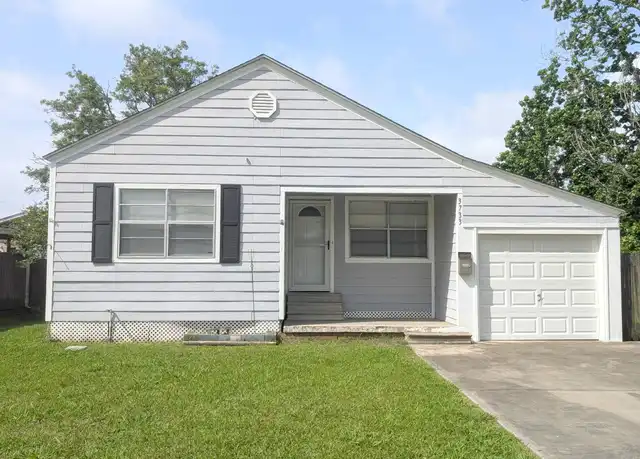 Property at 3733 Hays Ave, Groves, TX, 77619, 3 beds, 2 baths, [object Object]