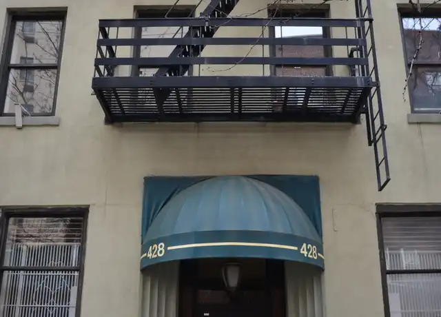 Property at 428 E 83rd St Unit 2F, New York, NY, 10028, 2 beds, 1 bath, [object Object]