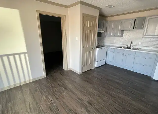 Property at 801 Culver St Unit C204, Commerce, TX, 75428, 2 beds, 1 bath, [object Object]