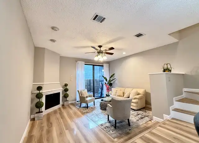 Property at 7122 Wood Hollow Dr #106, Austin, TX, 78731, 2 beds, 1.5 baths, [object Object]