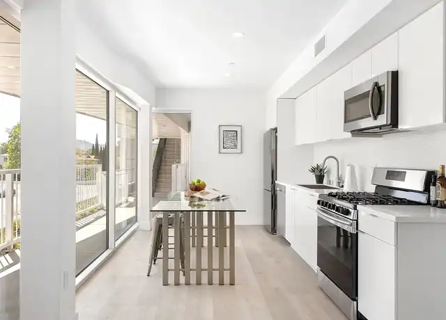 Property at MAGNOLIA NINETEEN - 11700 Magnolia Blvd, Valley Village, CA, 91607, 0-1 beds, 1-1.5 bath, [object Object]