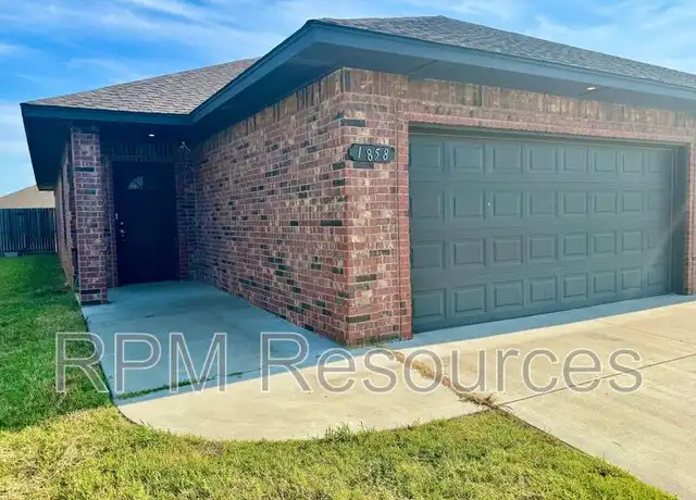 Property at 1858 Post Oak Rd, El Reno, OK, 73036, 3 beds, 2 baths, [object Object]