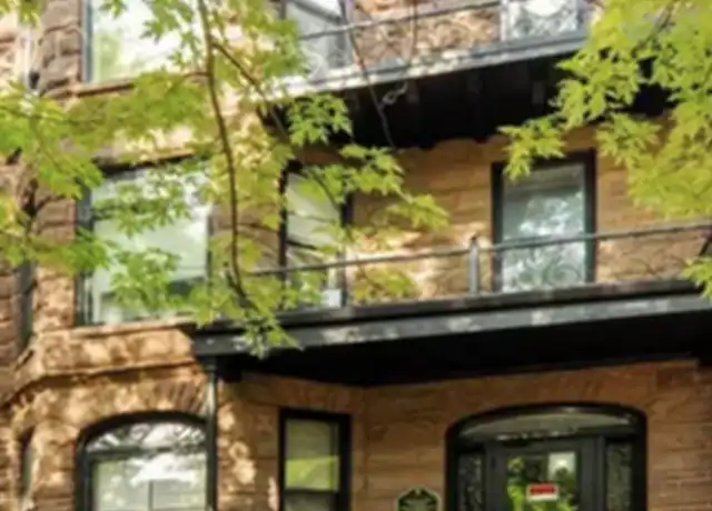 Property at 3748 N Sheffield Ave Unit 3, Chicago, IL, 60613, 4 beds, 2.5 baths, [object Object]