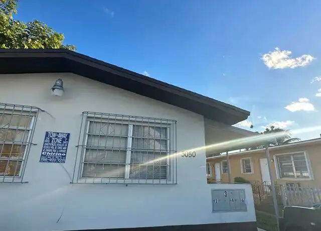 Property at 3050 W Flagler St Unit 2, Miami, FL, 33135, 0 beds, 1 bath, [object Object]