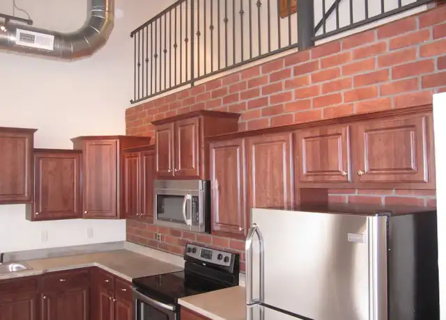 Property at 520 W Olive St Unit AW 117, Springfield, MO, 65806, 2 beds, 2 baths, [object Object]