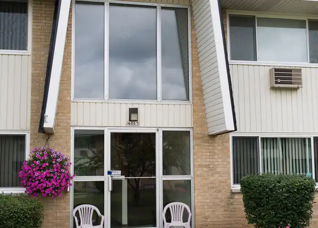 Property at 4065 S 65th St Unit 4065-5, Greenfield, WI, 53220, 2 beds, 1 bath, [object Object]