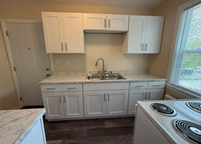 Property at 418 E Seminary Ave Unit 31, Hoopeston, IL, 60942, 2 beds, 1 bath, [object Object]