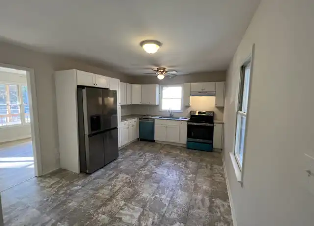 Property at 712 Marbleridge Rd, North Chesterfield, VA, 23236, 3 beds, 2 baths, [object Object]