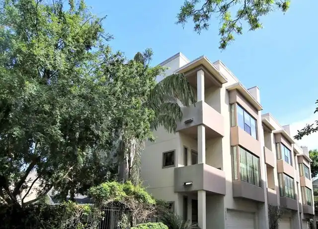 Property at 1415 Bonnie Brae St Unit G, Houston, TX, 77006, 3 beds, 3.5 baths, [object Object]