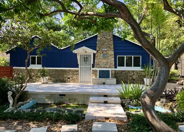 Property at 824 35th St, West Palm Beach, FL, 33407, 2 beds, 1 bath, [object Object]