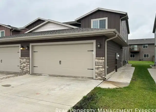 Property at 2214 S Ronsiek Ave, Sioux Falls, SD, 57106, 3 beds, 1.5 baths, [object Object]