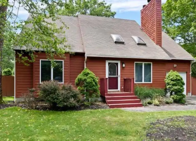 Property at 12 Hildreth Rd, Hampton Bays, NY, 11946, 4 beds, 2 baths, [object Object]