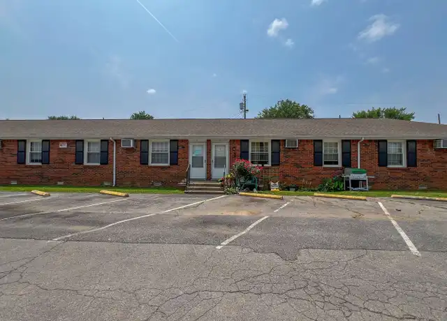 Property at 701 Power St Unit 1, Clarksville, TN, 37042, 1 bed, 1 bath, [object Object]