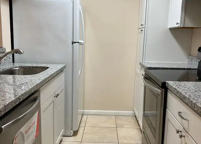 Property at 4261 W McNab Rd, Pompano Beach, FL, 33069, 1 bed, 1 bath, [object Object]