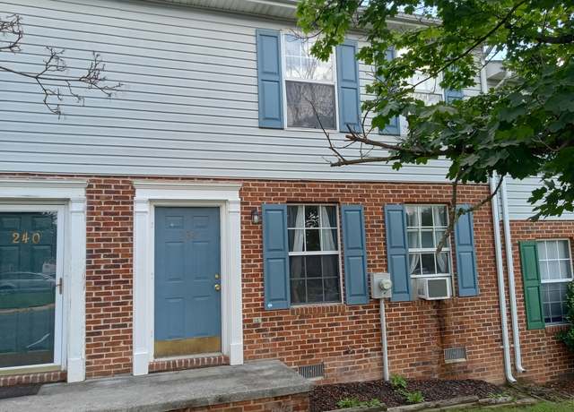 Photo of 238 Waterford Ln, Winchester, VA 22602
