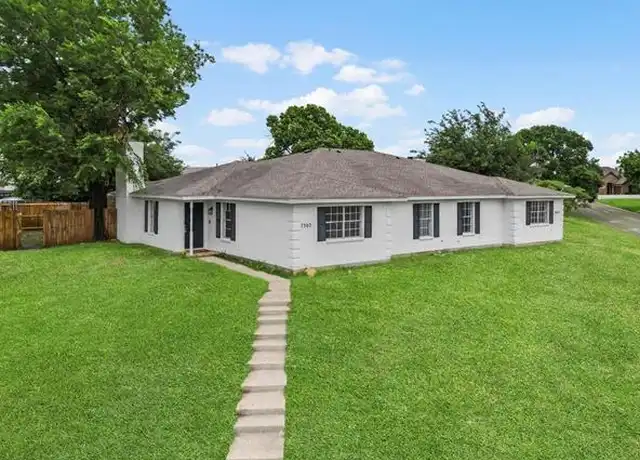 Property at 7302 Vista Cliff Dr, Fort Worth, TX, 76179, 3 beds, 2 baths, [object Object]