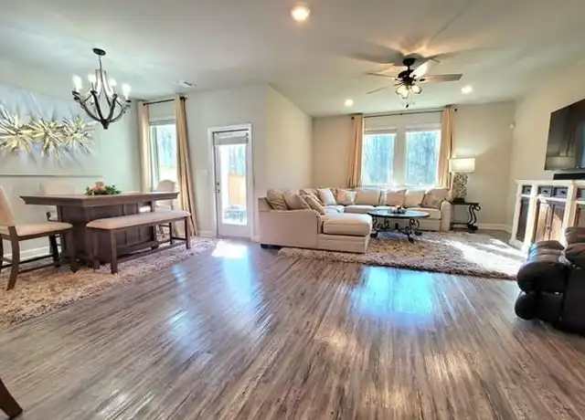 Property at 7631 Trailview Dr, Gonzales, LA, 70737, 4 beds, 3 baths, [object Object]