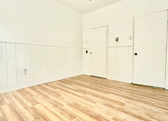 Property at 147 Orange St, Bloomfield, NJ, 07003, 2 beds, 1 bath, [object Object]