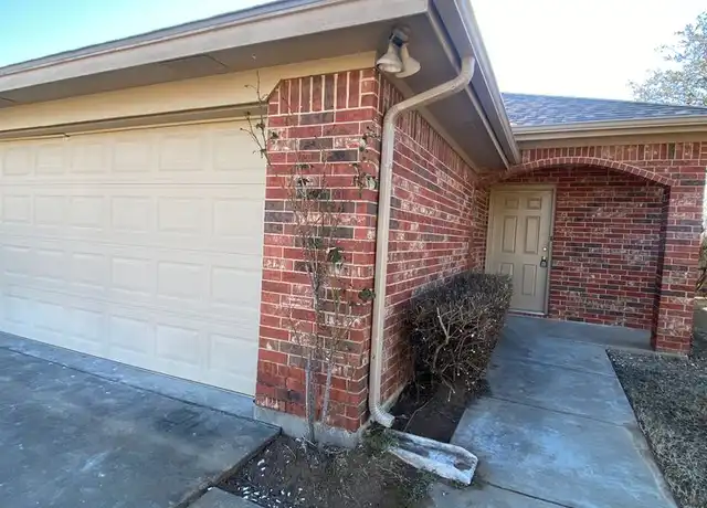 Property at 1505 Karen Ct Unit A, Cleburne, TX, 76033, 3 beds, 2 baths, [object Object]