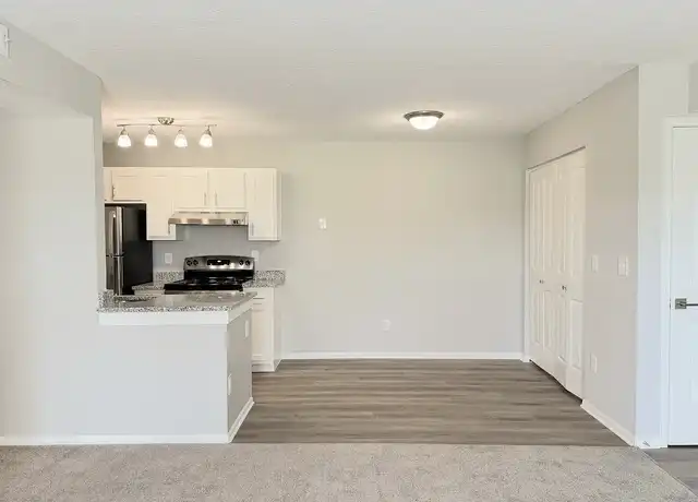 Property at 4066 Greensview Dr, Powell, OH, 43065, 2 beds, 1 bath, [object Object]
