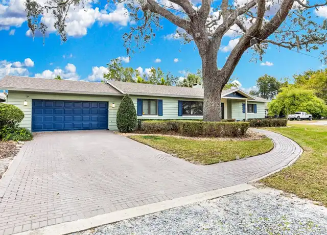 Property at 307 W 4th Ave, Windermere, FL, 34786, 4 beds, 3 baths, [object Object]