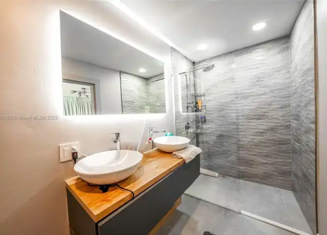 Property at 1221 W Camino Real, Boca Raton, FL, 33486, 4 beds, 3 baths, [object Object]