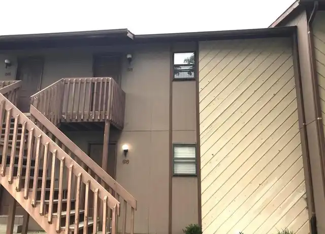 Property at 88 Peachtree Ln, Fairview Heights, IL, 62208, 1 bed, 1 bath, [object Object]