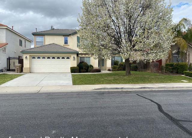 Photo of 12710 Crystal Cove Ave, Bakersfield, CA 93311