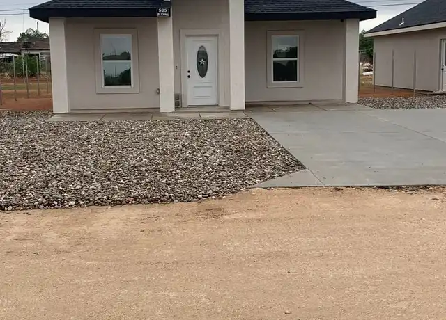 Property at 505 El Paso Ave, Wickett, TX, 79788, 3 beds, 2 baths, [object Object]