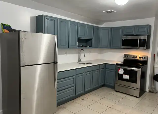 Property at 23 Schuyler Ave Unit 3, Newark, NJ, 07112, 1 bed, 1 bath, [object Object]