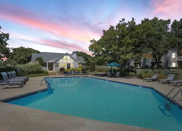 Property at The Willows Apartments - 425 Willowdale Dr, Spartanburg, SC, 29303, 1-3 bed, 1-2 bath, [object Object]