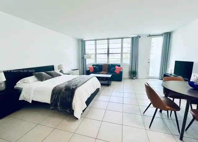 Property at 100 Lincoln Rd #412, Miami Beach, FL, 33139, 0 beds, 1 bath, [object Object]