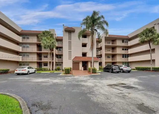 Property at 1911 Sabal Palm Dr #304, Davie, FL, 33324, 2 beds, 2 baths, [object Object]