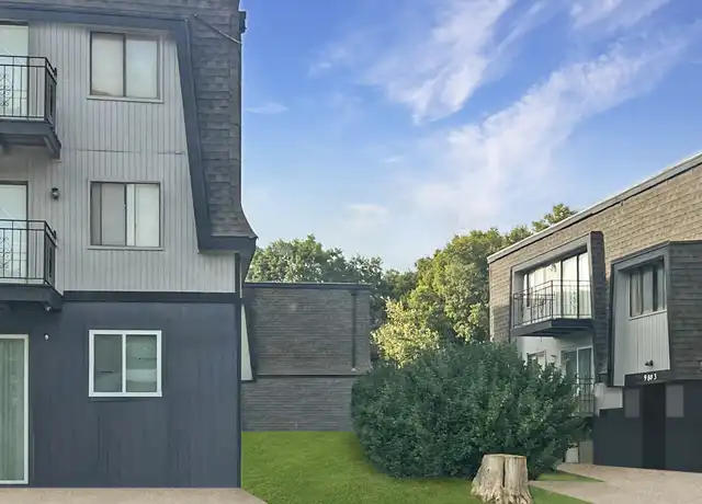 Property at Suncrest Apartments - 9805 E 61st St, Raytown, MO, 64133, 1-2 bed, 1 bath, [object Object]