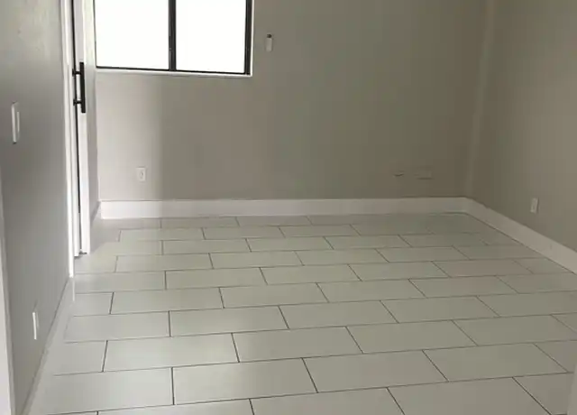 Property at 826 Wiggins Pass Rd #301, Naples, FL, 34110, 1 bed, 1 bath, [object Object]