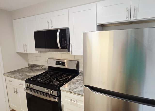 Photo of 7819 Rutherford Ave Unit 2SE, Burbank, IL 60459