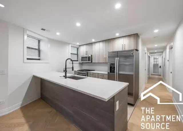 Property at 715 W Aldine Ave, Chicago, IL, 60657, 3 beds, 3 baths, [object Object]