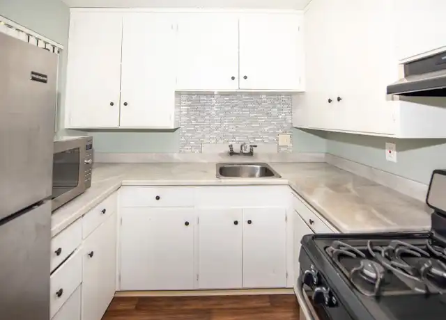 Property at 1945 Latham St Fl unit, Mountain View, CA, 94040, 1 bed, 1 bath, [object Object]