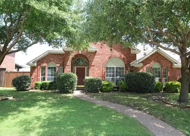 Property at 9814 Honeysuckle Dr, Frisco, TX, 75035, 4 beds, 2 baths, [object Object]