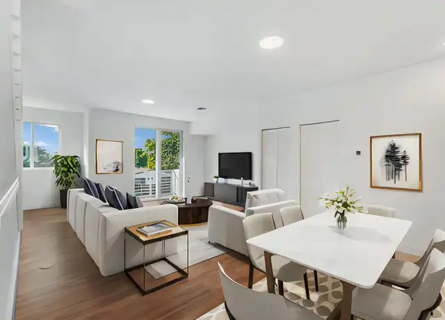 Property at 9825 SW 183rd St Unit 403, Palmetto Bay, FL, 33157, 4 beds, 3.5 baths, [object Object]