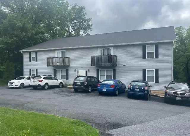 Property at 329 S Church St Unit 10, Woodstock, VA, 22664, 2 beds, 1 bath, [object Object]