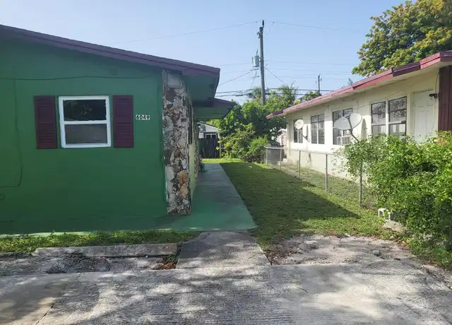 Property at 6049 SW 38th St, Miramar, FL, 33023, 2 beds, 1 bath, [object Object]