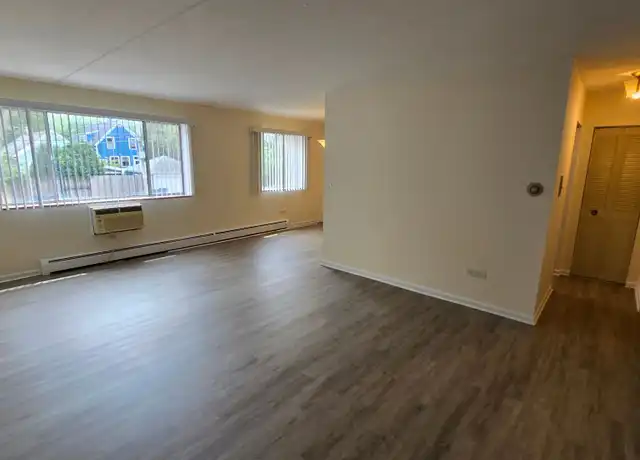 Property at 918 Washington St Unit 2D, Evanston, IL, 60202, 1 bed, 1 bath, [object Object]