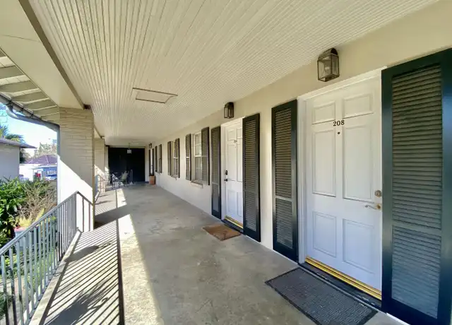 Property at 213 Bendel Rd #208, Lafayette, LA, 70503, 1 bed, 1 bath, [object Object]