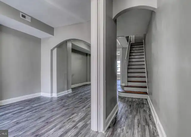 Property at 530 N Linwood Ave, Baltimore, MD, 21205, 5 beds, 2 baths, [object Object]