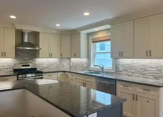 Property at 29 Orange St #3, Waltham, MA, 02453, 4 beds, 3.5 baths, [object Object]
