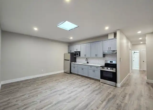 Property at 145 Jericho Tpke Unit D, Mineola, NY, 11501, 2 beds, 1 bath, [object Object]